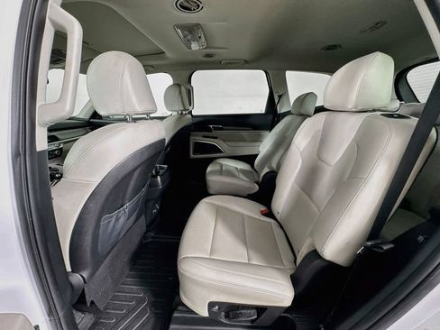 Used 2022 Kia Telluride S AWD/4WD image 27