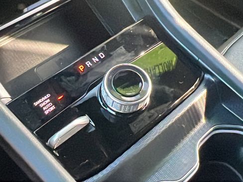 New 2025 Jeep Grand Cherokee Limited w/ Luxury Tech Group II image 29