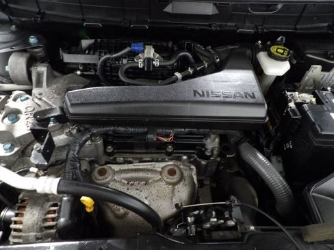 Used 2017 Nissan Rogue SV image 22