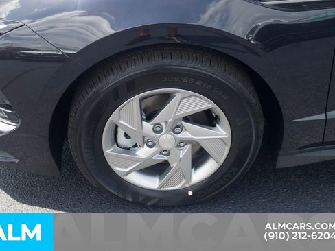 Used 2025 Hyundai Sonata SE image 12