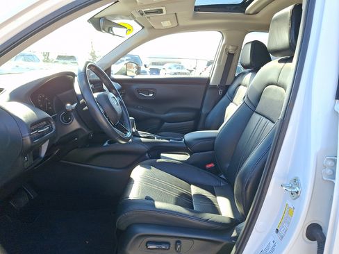 Used 2024 Honda HR-V EX-L image 13