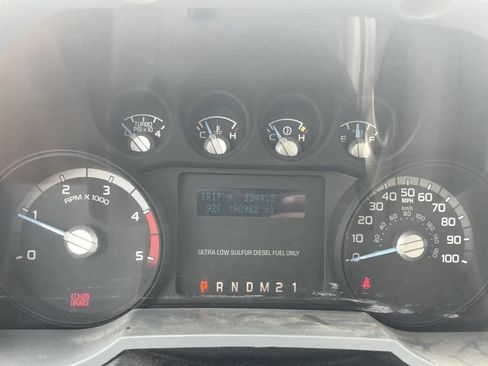Used 2016 Ford F550 4x4 Regular Cab Super Duty image 7