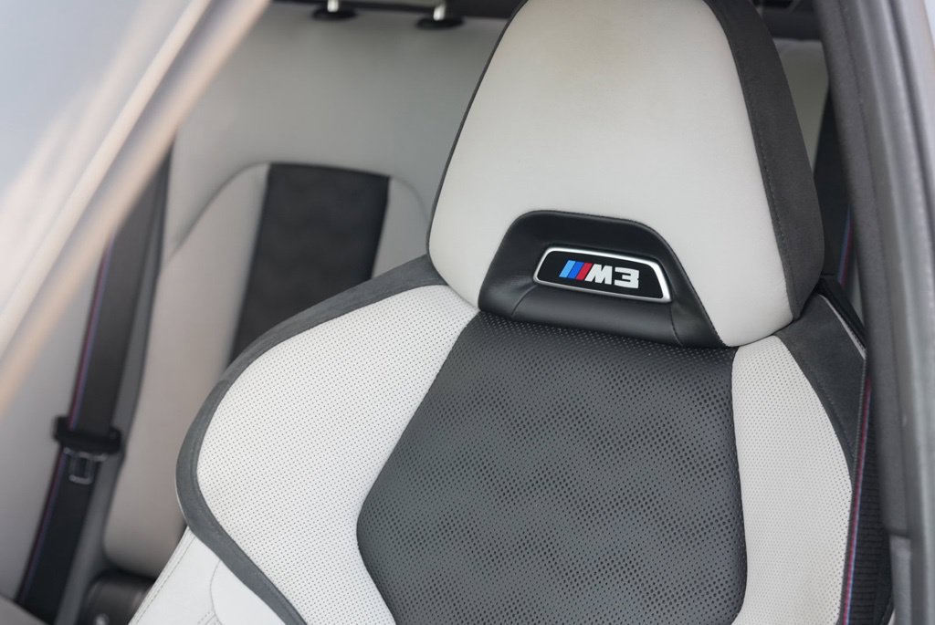 Used 2025 BMW M3 Competition w/ Executive Package AWD/4WD image 38
