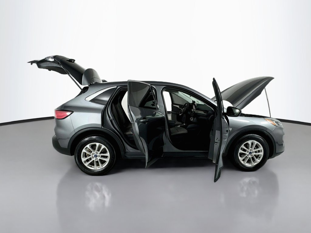 Used 2022 Ford Escape SE w/ Cold Weather Package FWD image 23