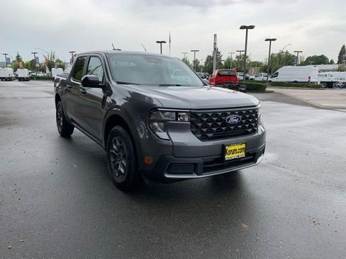 New 2025 Ford Maverick XLT w/ XLT Luxury Package image 8