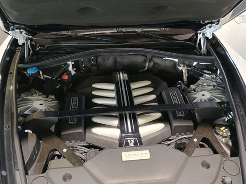 Used 2019 Rolls-Royce Phantom Sedan image 17