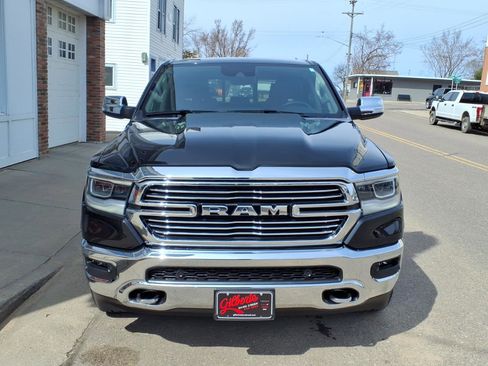 Used 2022 RAM 1500 Laramie AWD/4WD image 3