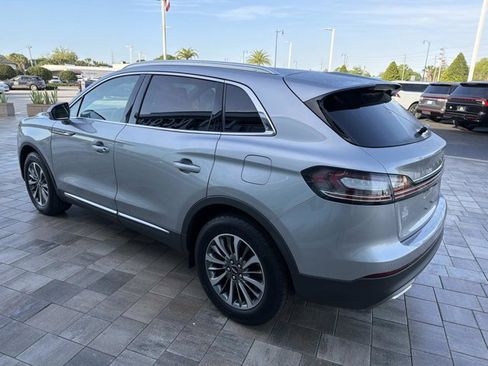 Certified 2023 Lincoln Nautilus AWD w/ Premium Package image 4