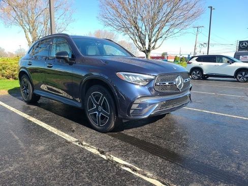 Certified 2023 Mercedes-Benz GLC 300 4MATIC image 1