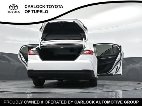 Used 2025 Toyota Camry SE FWD image 49