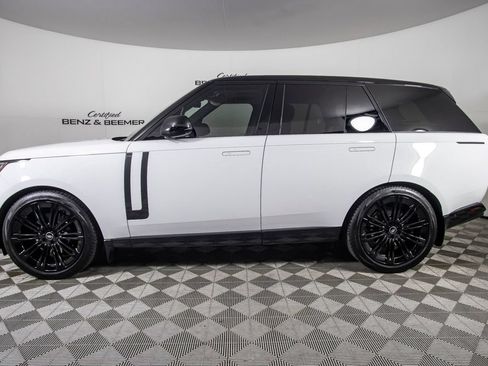 Used 2024 Land Rover Range Rover SE AWD/4WD image 10