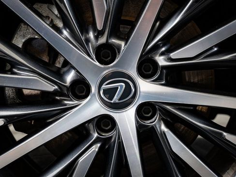 Certified 2025 Lexus RX 350 w/ Convenience Package image 8