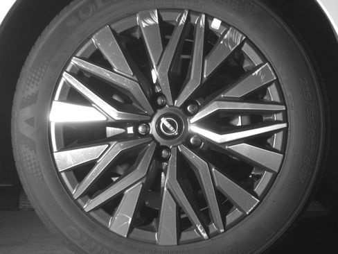 Used 2025 Nissan Altima 2.5 SV image 13