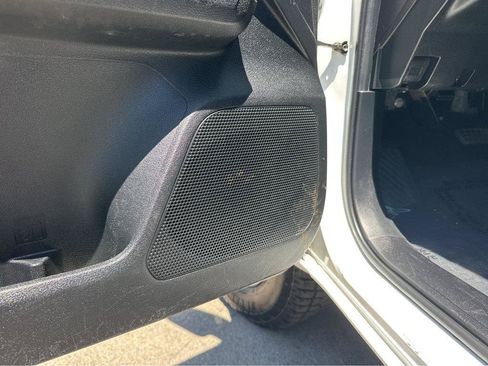 Used 2022 Toyota Tacoma SR RWD image 34