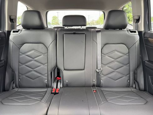 New 2026 Volkswagen Atlas SE FWD image 31