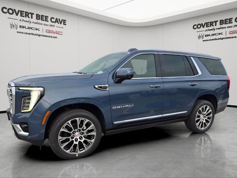 New 2026 GMC Yukon Denali image 4