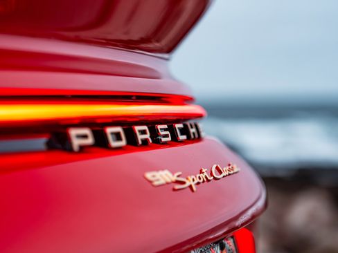 Used 2023 Porsche 911 Sport Classic RWD image 17