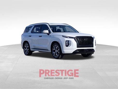 Used 2022 Hyundai Palisade Limited w/ Cargo Package FWD image 5