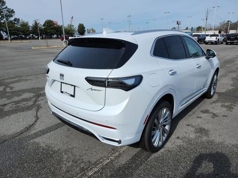 New 2026 Buick Envision Avenir image 3