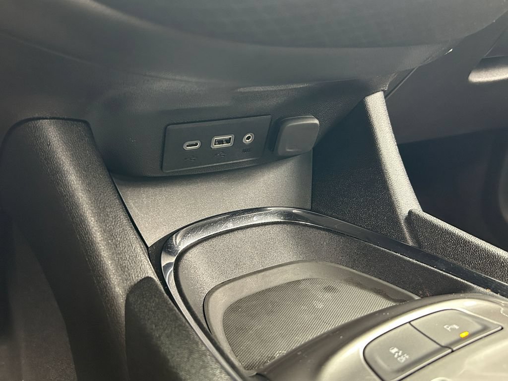 Used 2024 Chevrolet Malibu LT FWD image 31