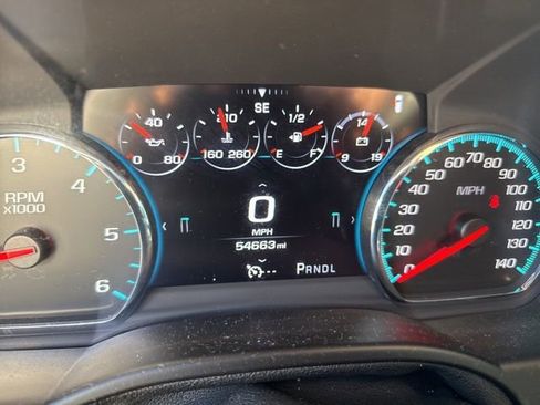 Used 2017 GMC Yukon SLT w/ Open Road Package RWD image 9
