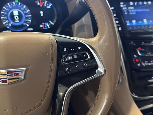 Used 2019 Cadillac Escalade ESV Platinum AWD/4WD image 28