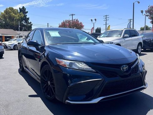 Used 2021 Toyota Camry XSE FWD image 1