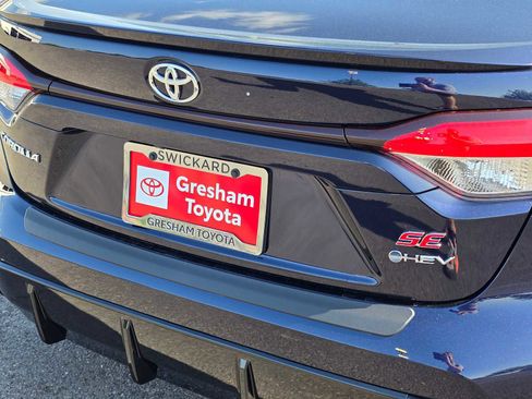 Certified 2026 Toyota Corolla SE w/ SE Premium Package FWD image 14