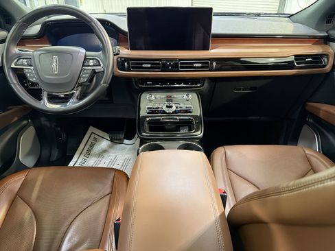 Used 2022 Lincoln Nautilus Reserve w/ Equipment Group 202A image 23