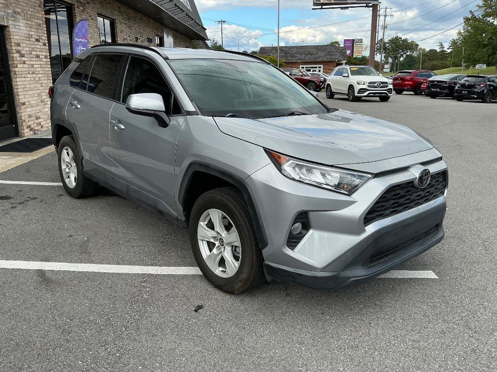 Used 2021 Toyota RAV4 XLE FWD image 8