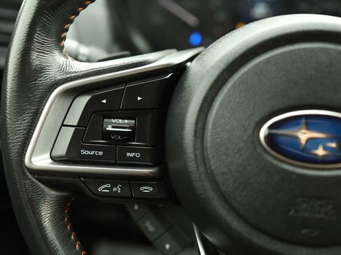 Used 2018 Subaru Crosstrek 2.0i Premium w/ Eyesight System image 19