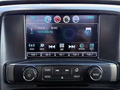 Used 2018 Chevrolet Silverado 1500 LT AWD/4WD image 25