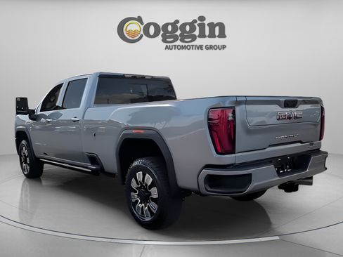 New 2026 GMC Sierra 3500 Denali w/ Denali Reserve Package image 7