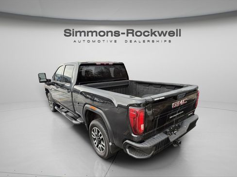 Used 2022 GMC Sierra 2500 AT4 image 5