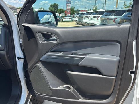 Used 2018 Chevrolet Colorado Z71 AWD/4WD image 22