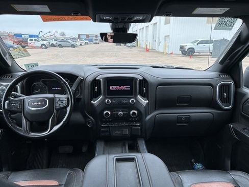 Used 2021 GMC Sierra 1500 AT4 w/ AT4 Premium Package image 11
