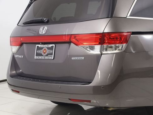 Used 2016 Honda Odyssey Touring image 43
