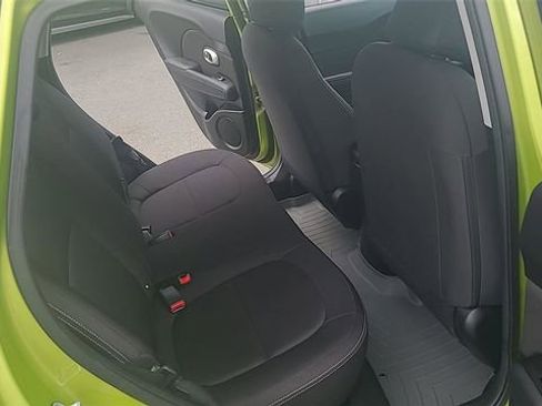 Used 2019 Kia Soul FWD image 16
