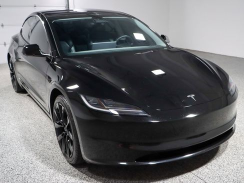 Used 2025 Tesla Model 3 Long Range image 5