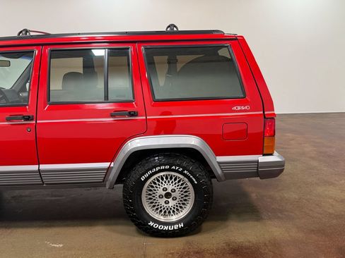 Used 1994 Jeep Cherokee Country AWD/4WD image 36