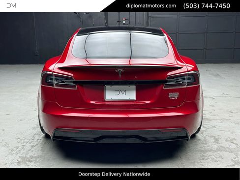 Used 2021 Tesla Model S Plaid image 6