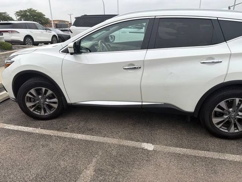 Used 2018 Nissan Murano SL w/ Moonroof Package AWD/4WD image 3