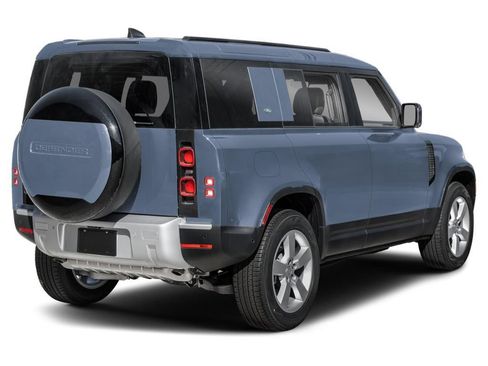 Used 2025 Land Rover Defender 110 S AWD/4WD image 2