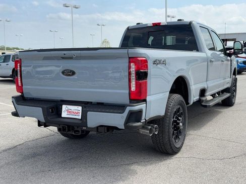 New 2026 Ford F350 Lariat w/ Black Appearance Package AWD/4WD image 3
