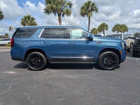 New 2026 GMC Yukon Elevation w/ Elevation Premium Package AWD/4WD image 3