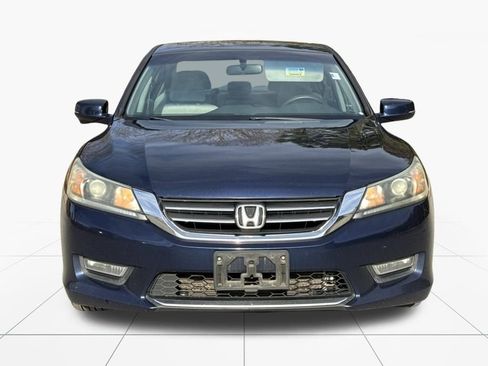 Used 2013 Honda Accord EX image 2
