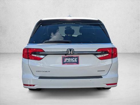 Certified 2023 Honda Odyssey Touring image 6