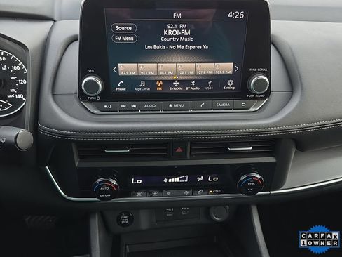 Used 2025 Nissan Rogue SV image 20