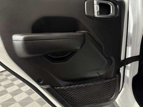 Used 2024 Jeep Wrangler Unlimited w/ Convenience Group image 26