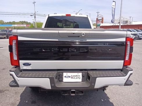 New 2026 Ford F250 Platinum image 4